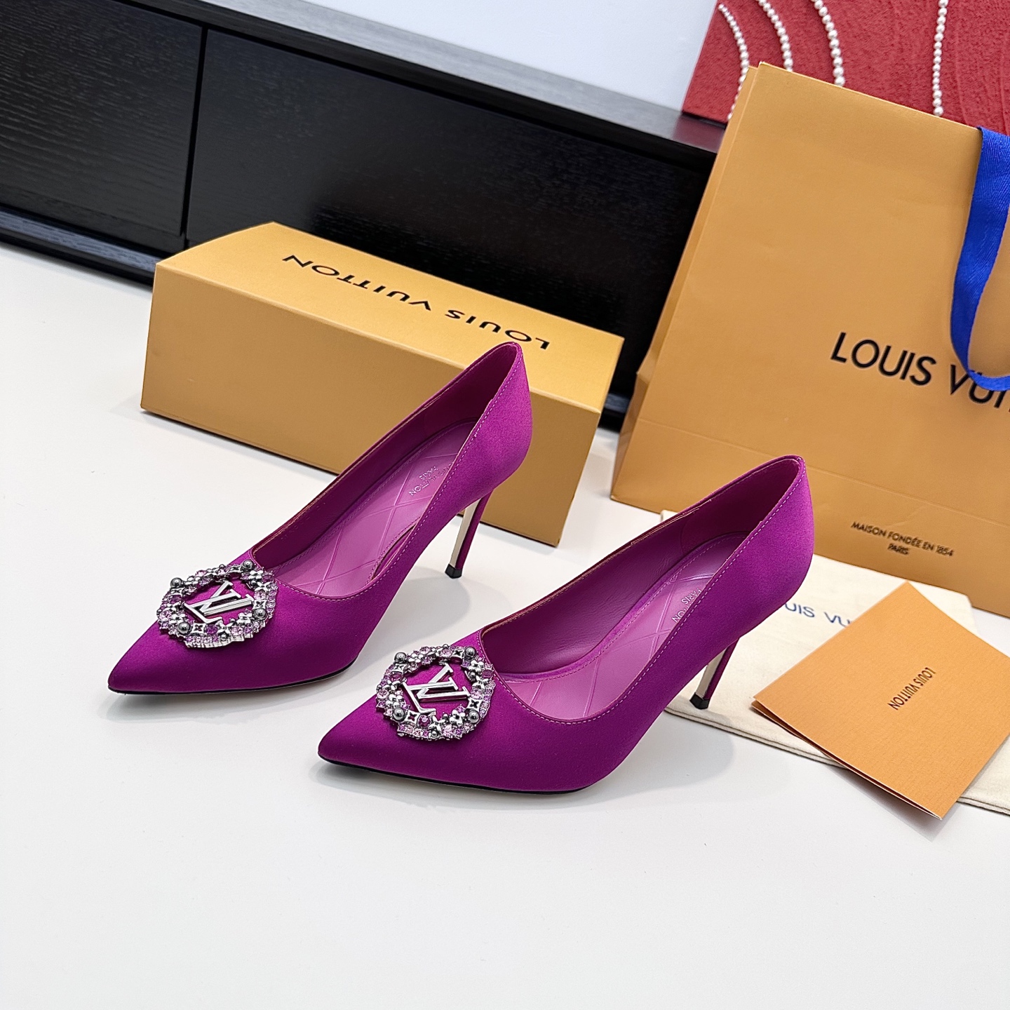 Women's high heels